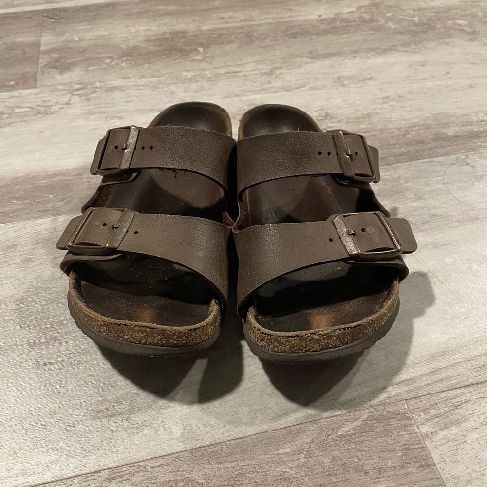 Birkenstock’s size 5